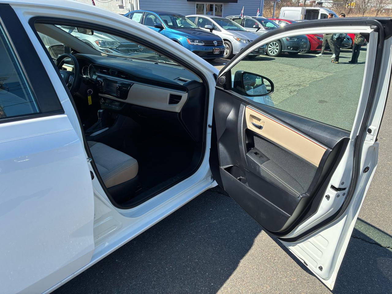 Toyota Corolla LE 2018