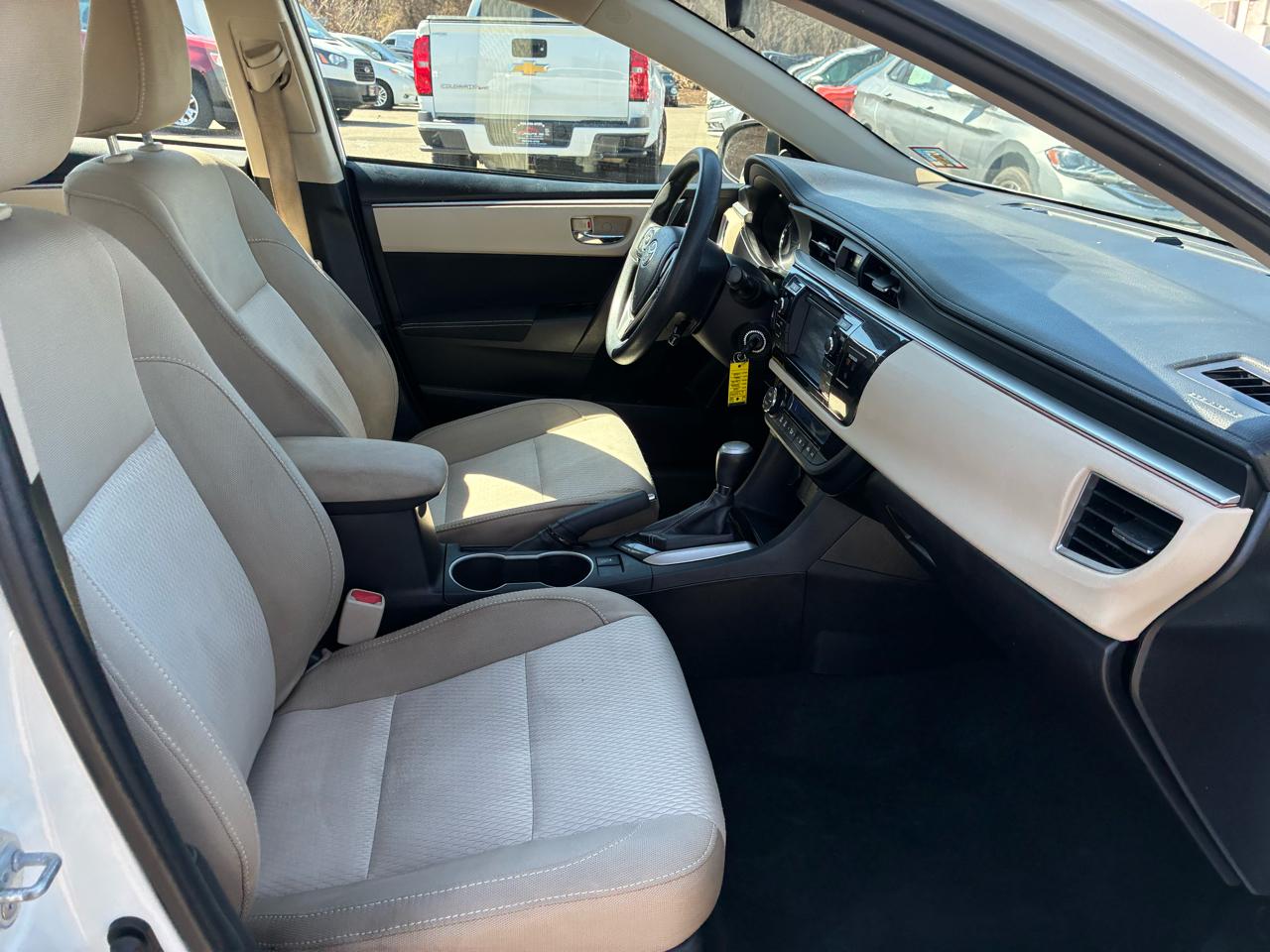 Toyota Corolla LE 2018