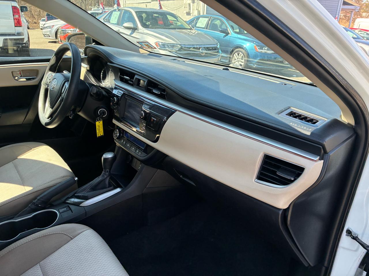 Toyota Corolla LE 2018