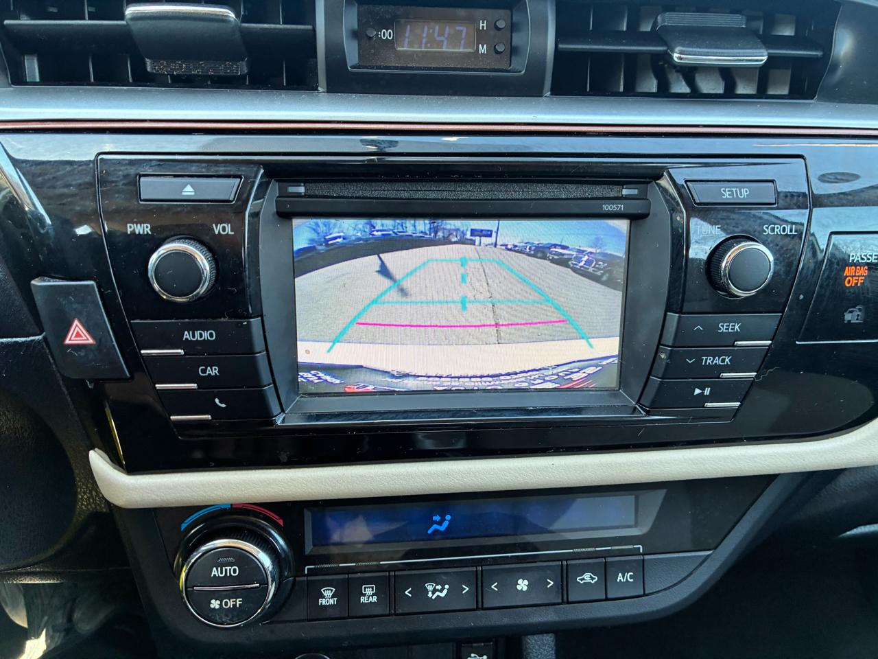 Toyota Corolla LE 2018