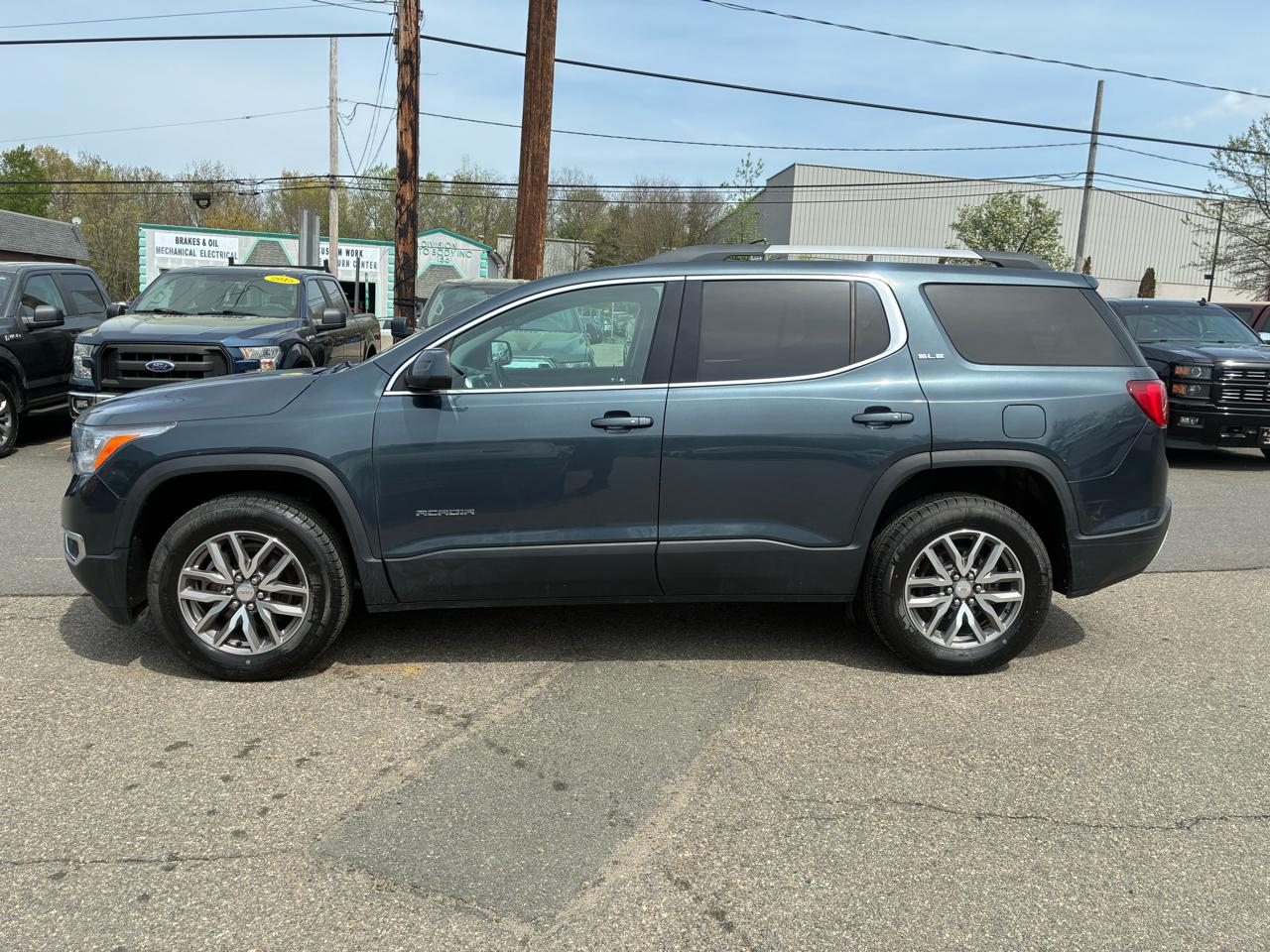 GMC Acadia SLE-2 FWD 2019