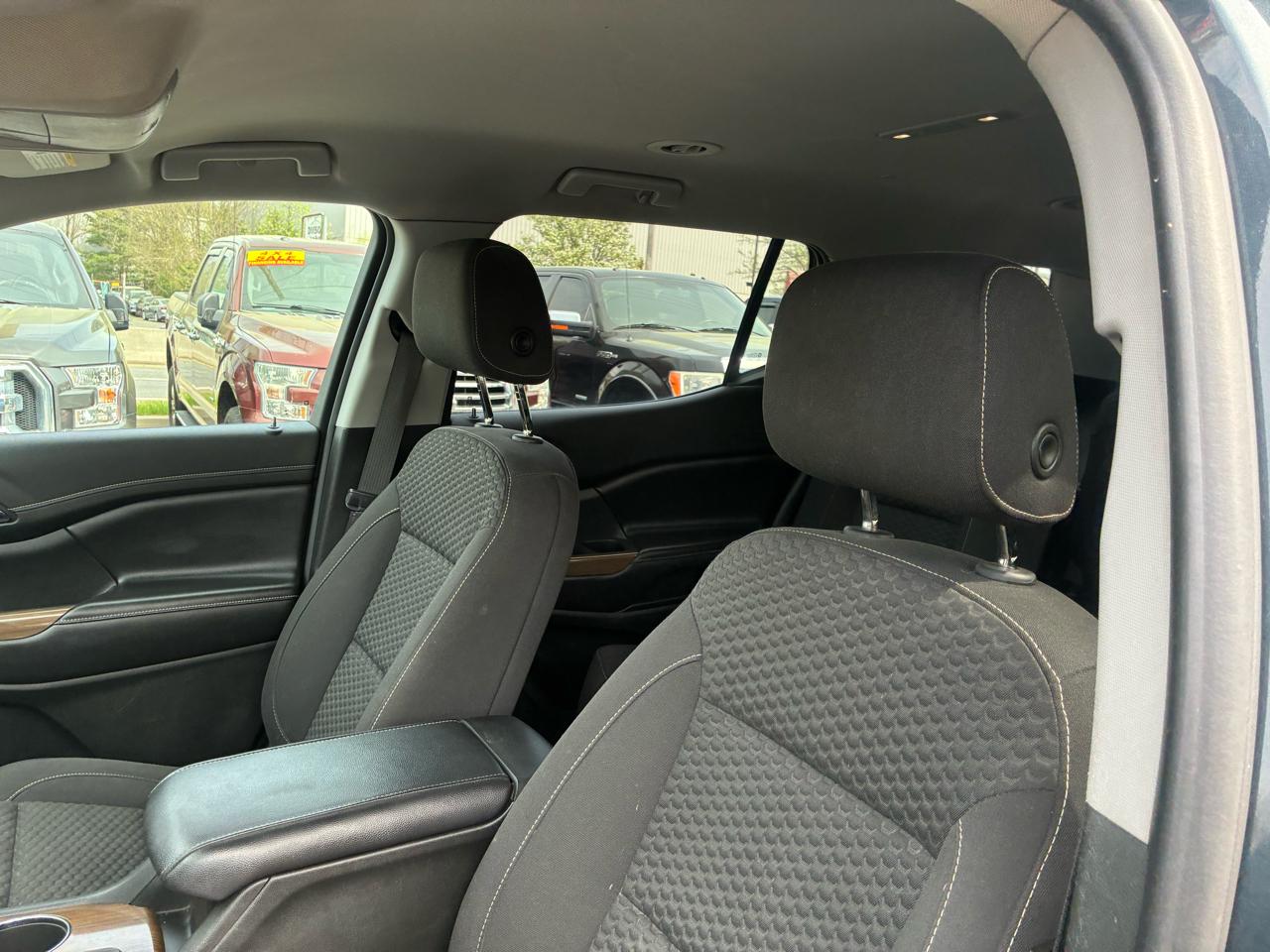 GMC Acadia SLE-2 FWD 2019