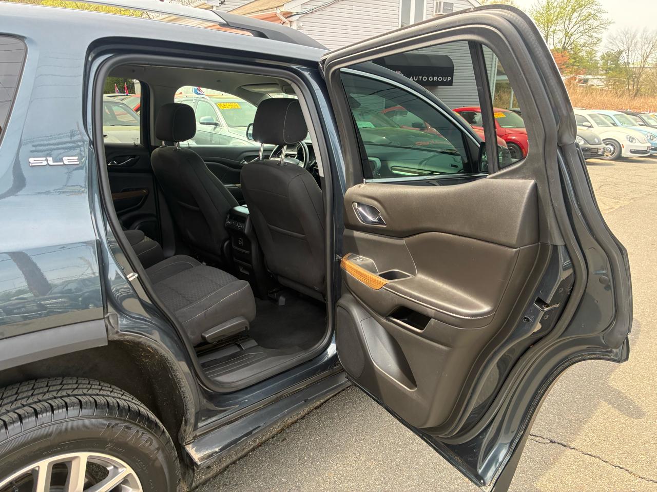 GMC Acadia SLE-2 FWD 2019