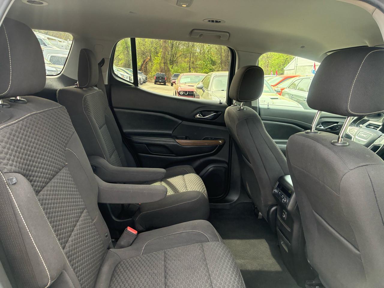 GMC Acadia SLE-2 FWD 2019