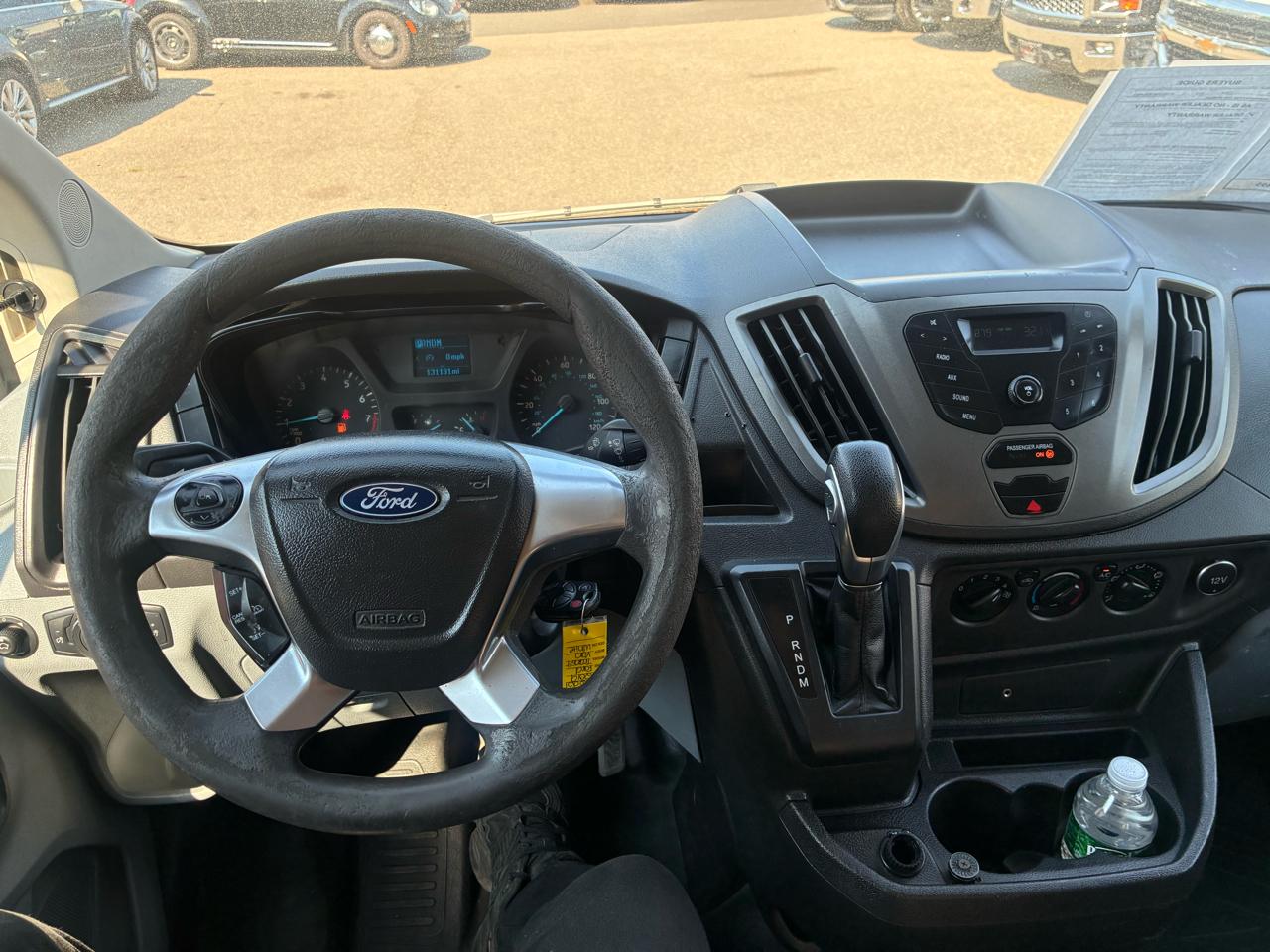 Ford Transit 250 Van Med. Roof w/Sliding Pass. 148-in. WB 2019