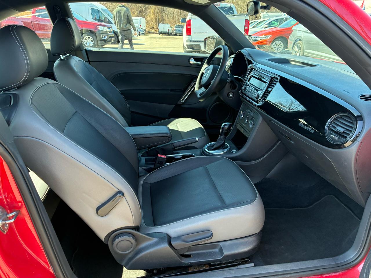 Volkswagen Beetle  2015