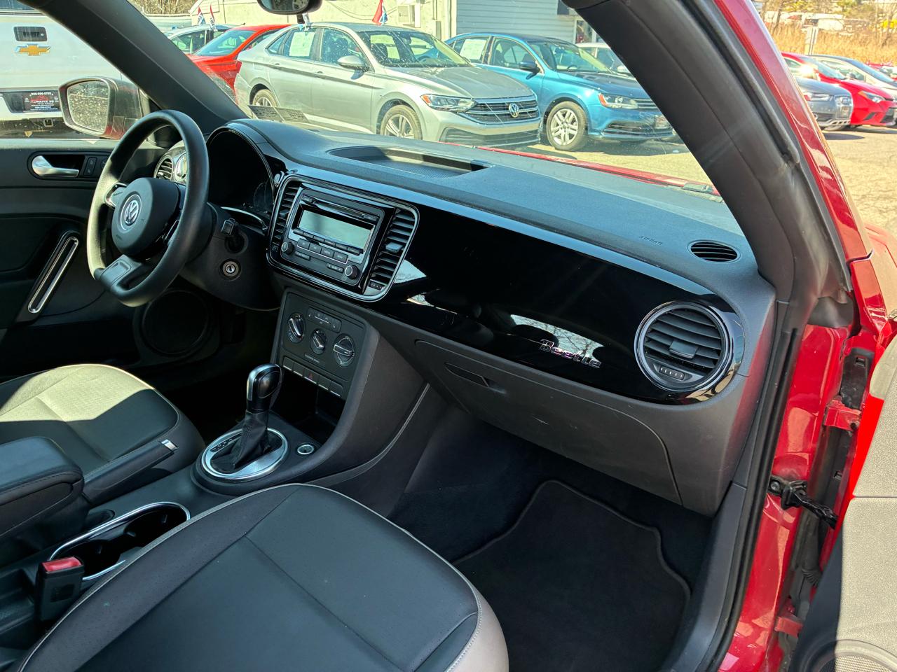 Volkswagen Beetle  2015