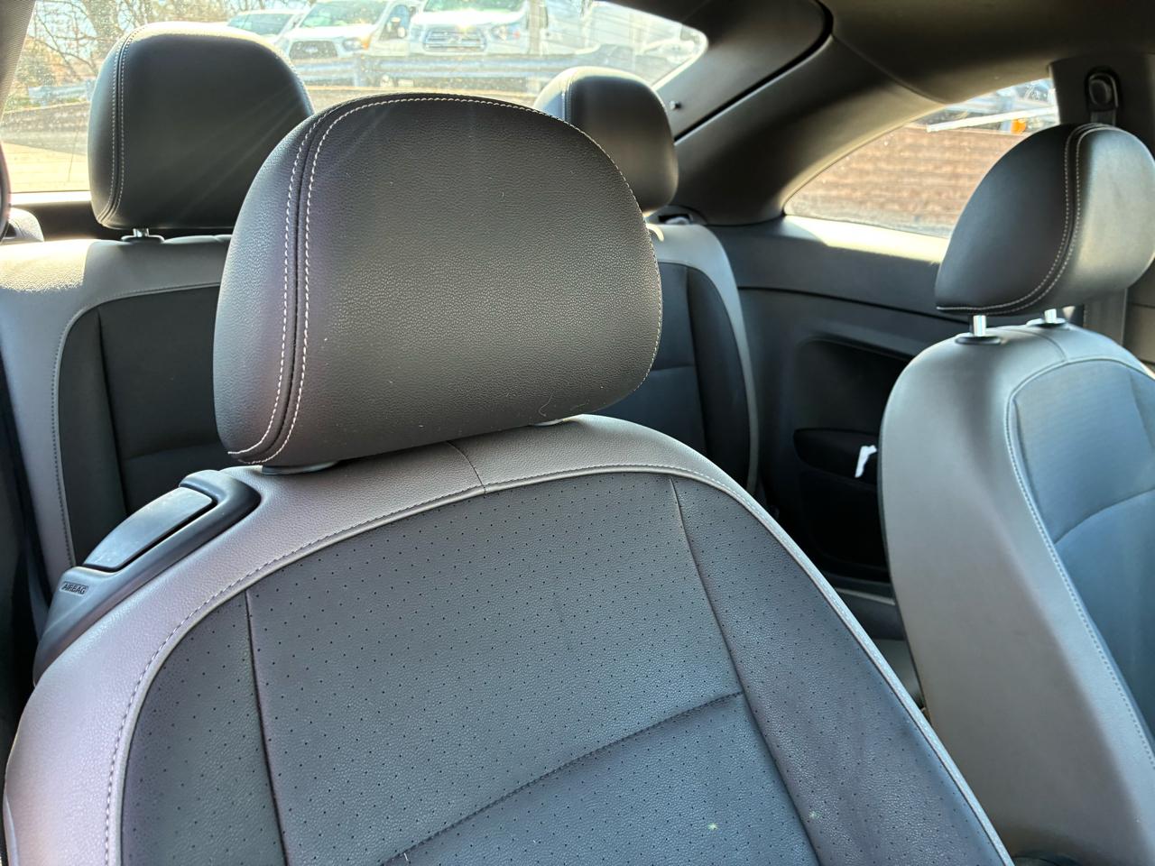 Volkswagen Beetle  2015