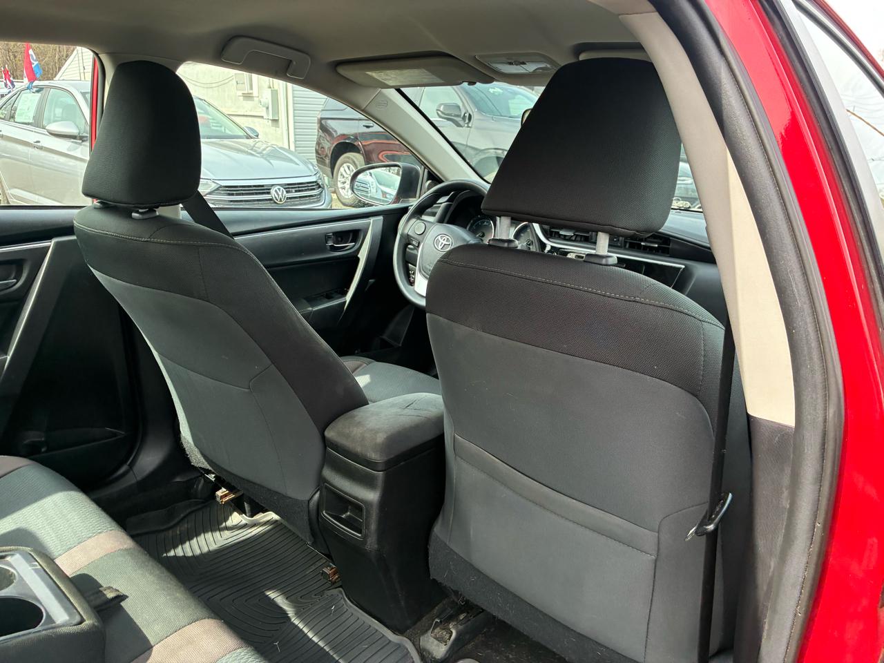 Toyota Corolla LE CVT 2018