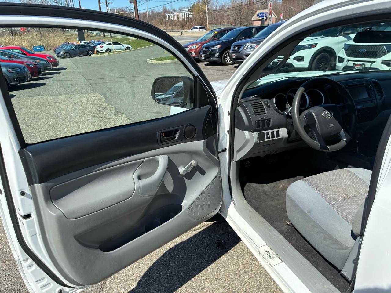 Toyota Tacoma Regular Cab 2WD 2013