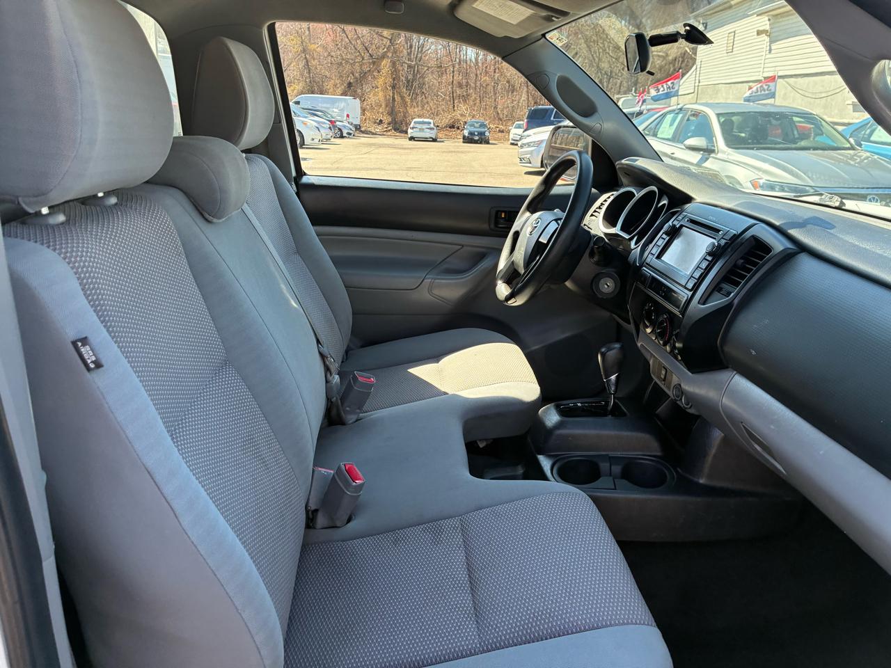 Toyota Tacoma Regular Cab 2WD 2013