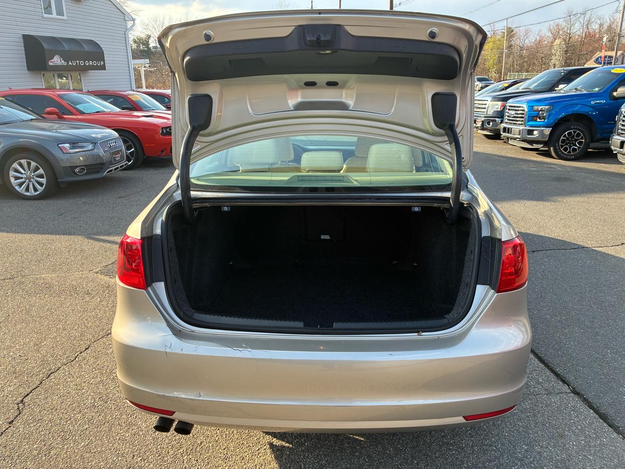 Volkswagen Jetta SE 2014