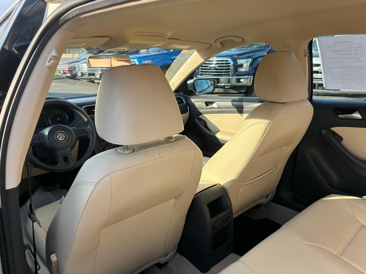 Volkswagen Jetta SE 2014