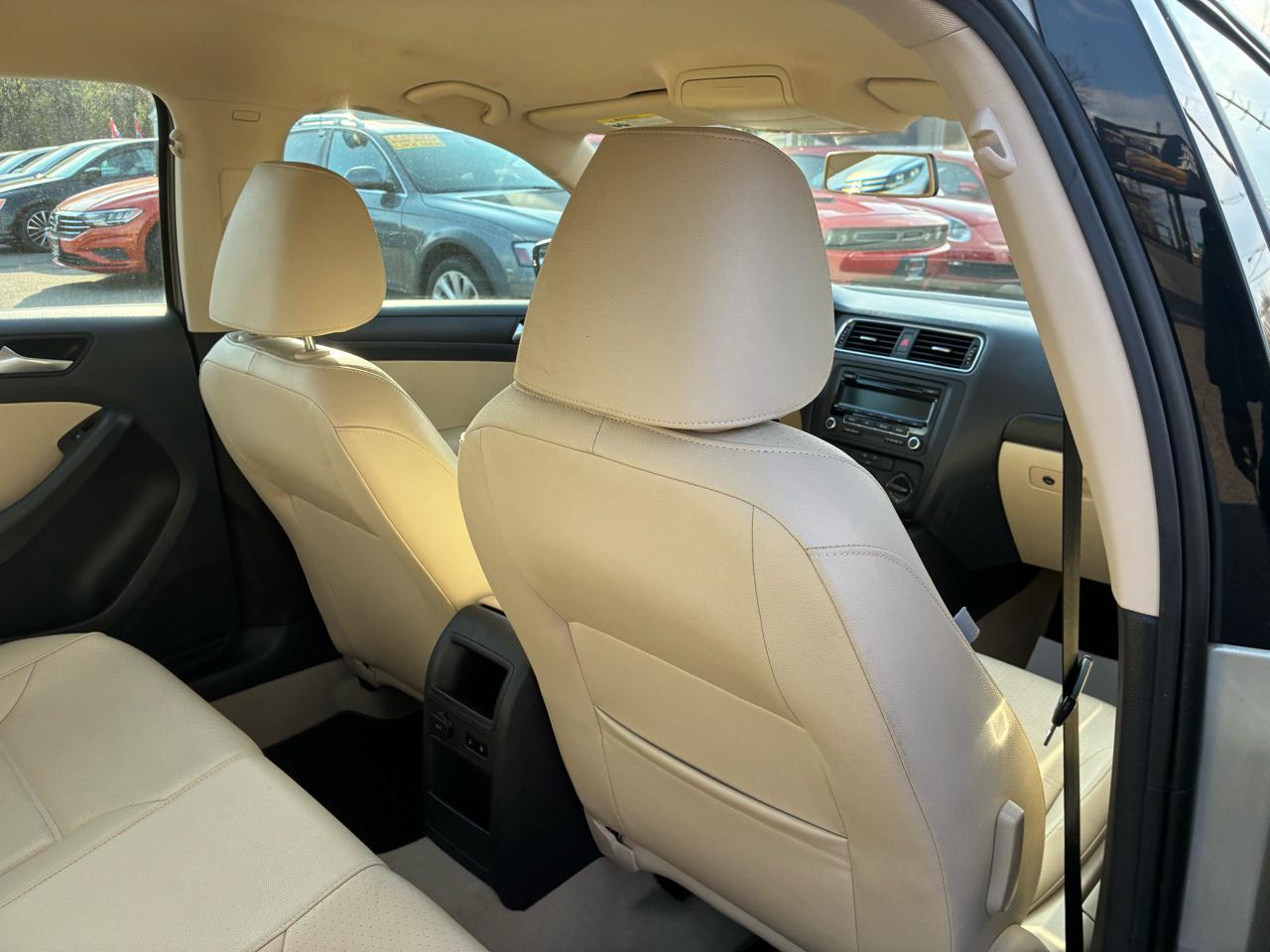 Volkswagen Jetta SE 2014