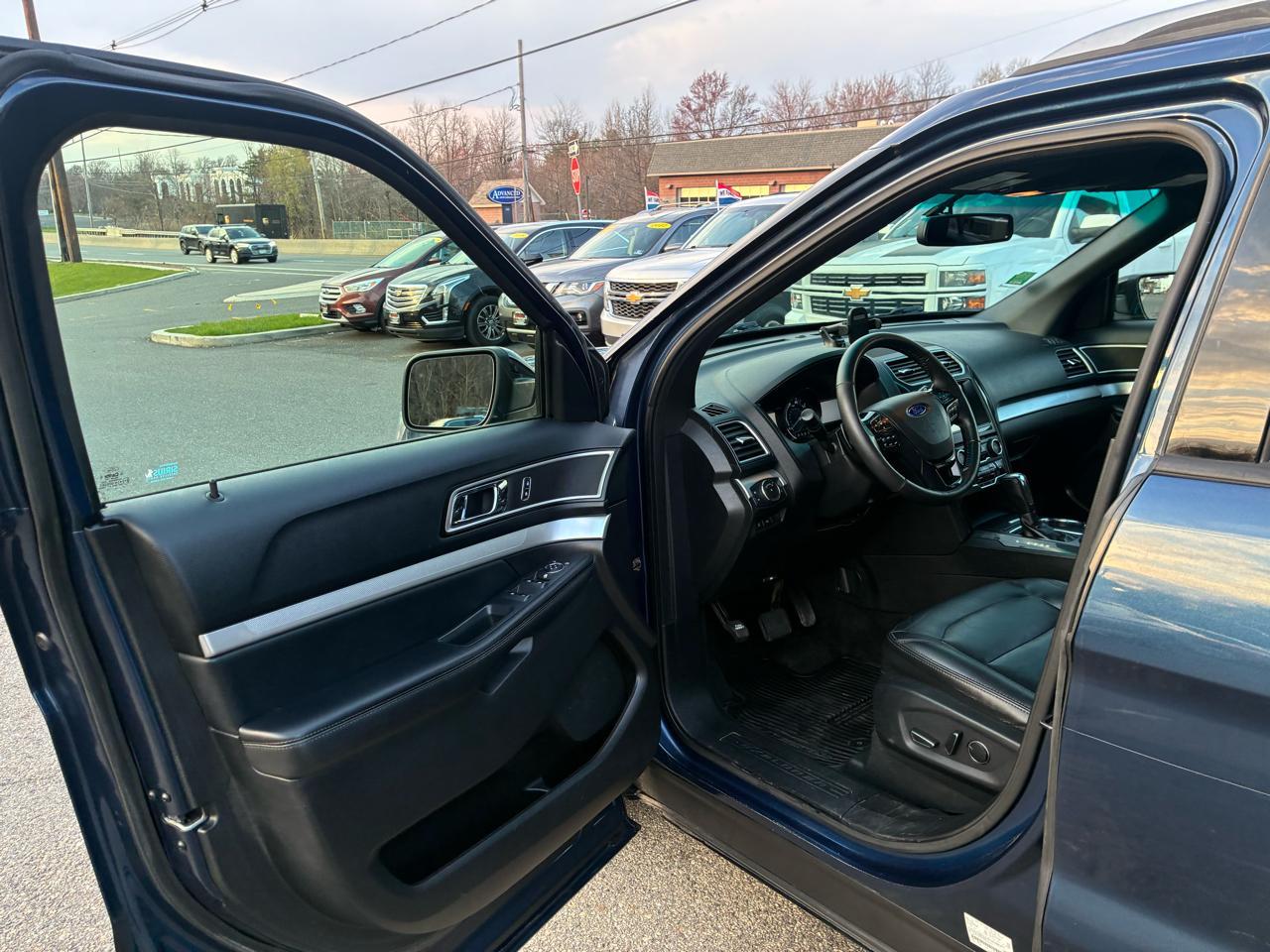 Ford Explorer XLT 4WD 2016