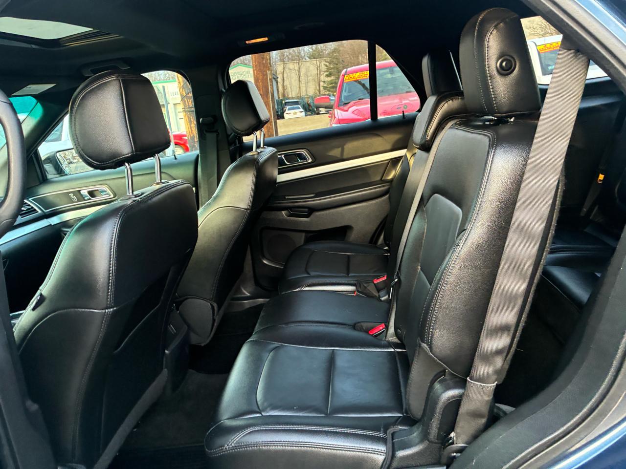 Ford Explorer XLT 4WD 2016