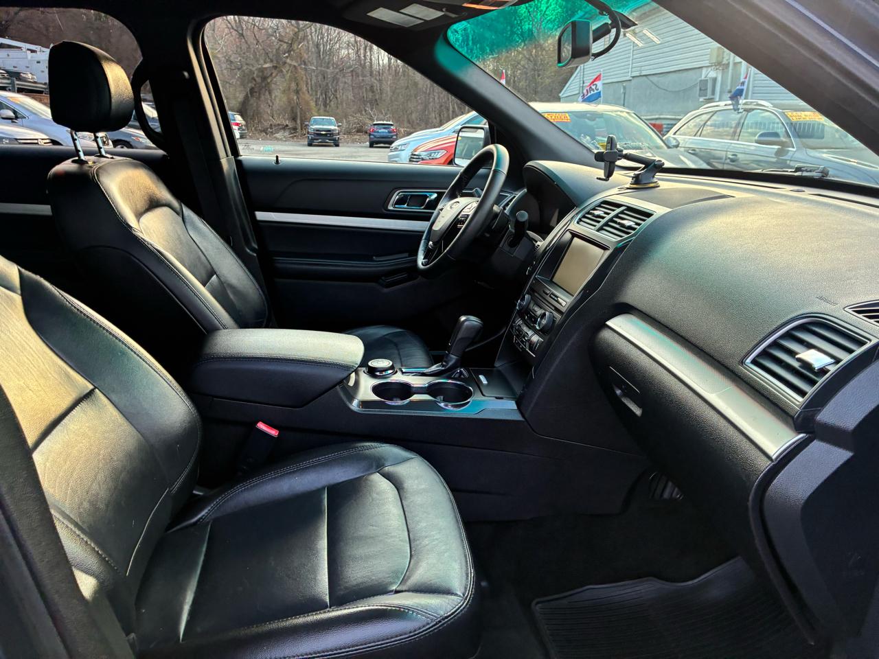 Ford Explorer XLT 4WD 2016