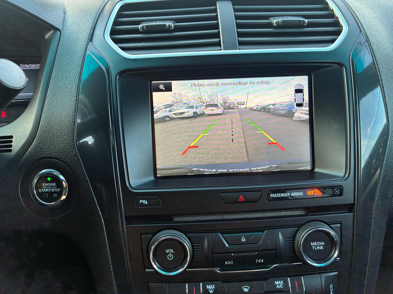 Ford Explorer XLT 4WD 2016