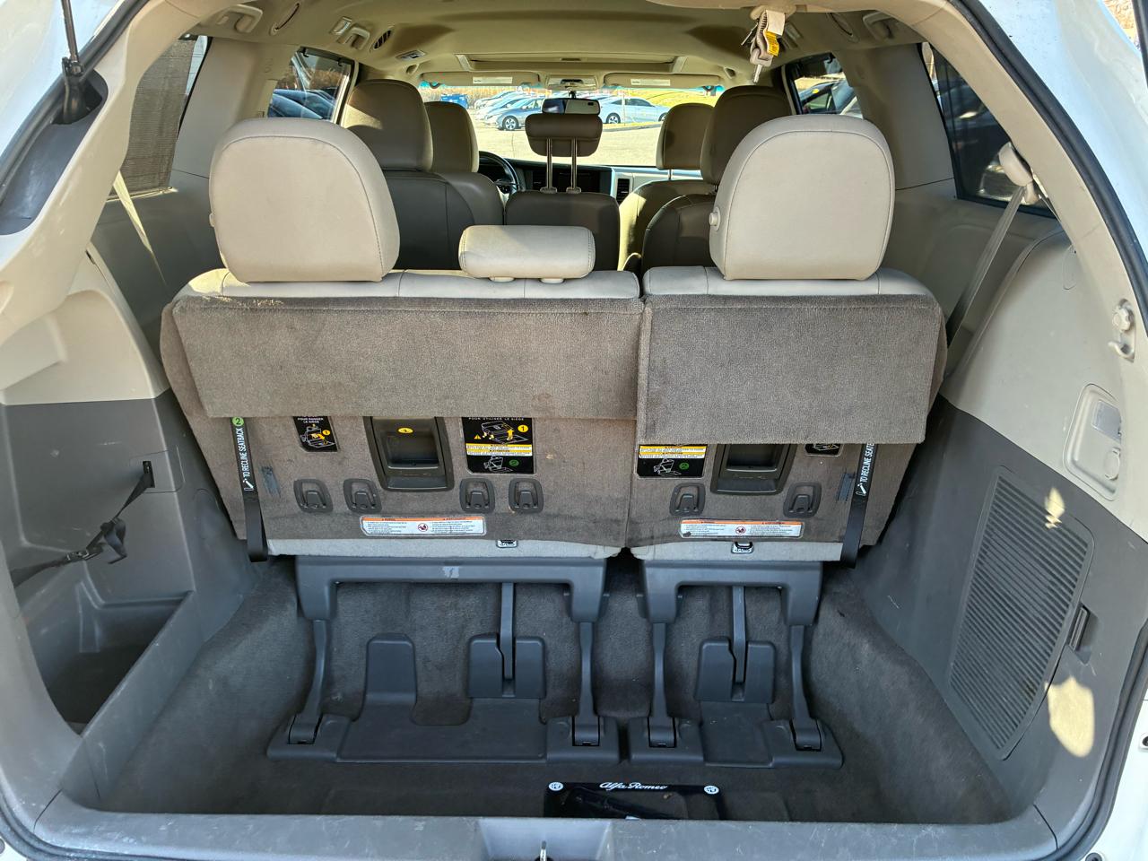 Toyota Sienna Limited Premium 7-Passenger 2017