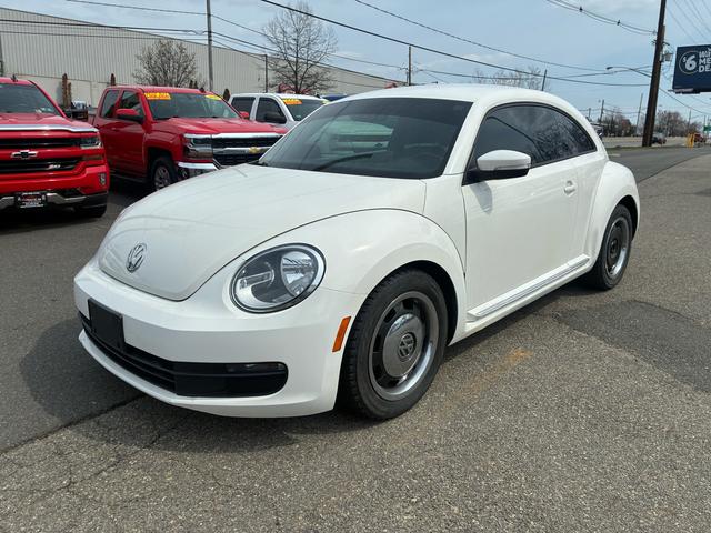 White 2012 Volkswagen Beetle 2.5L with Sound and Navigation Hatchback Front-Wheel Drive Automatic