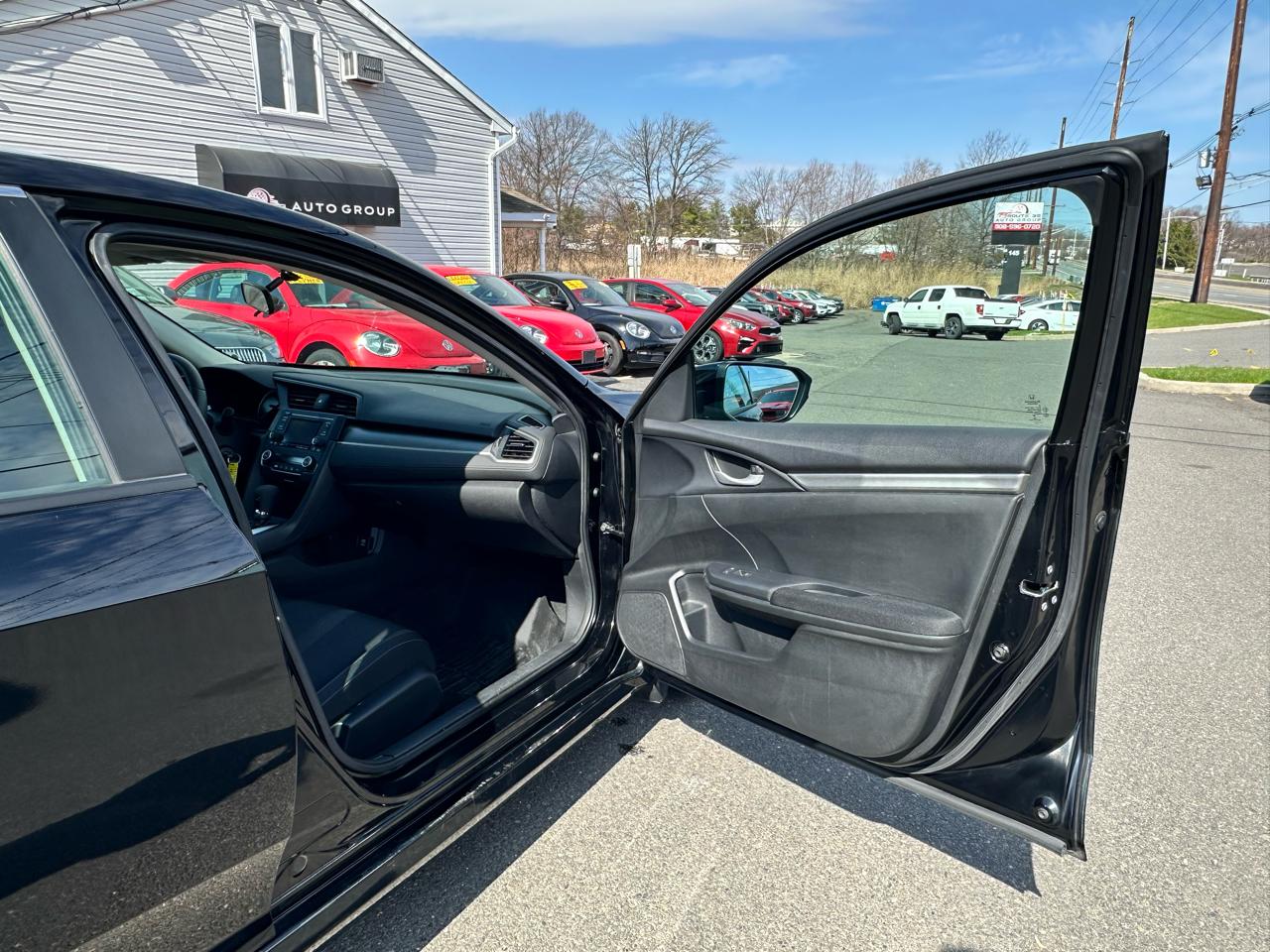 Honda Civic LX Sedan CVT 2018