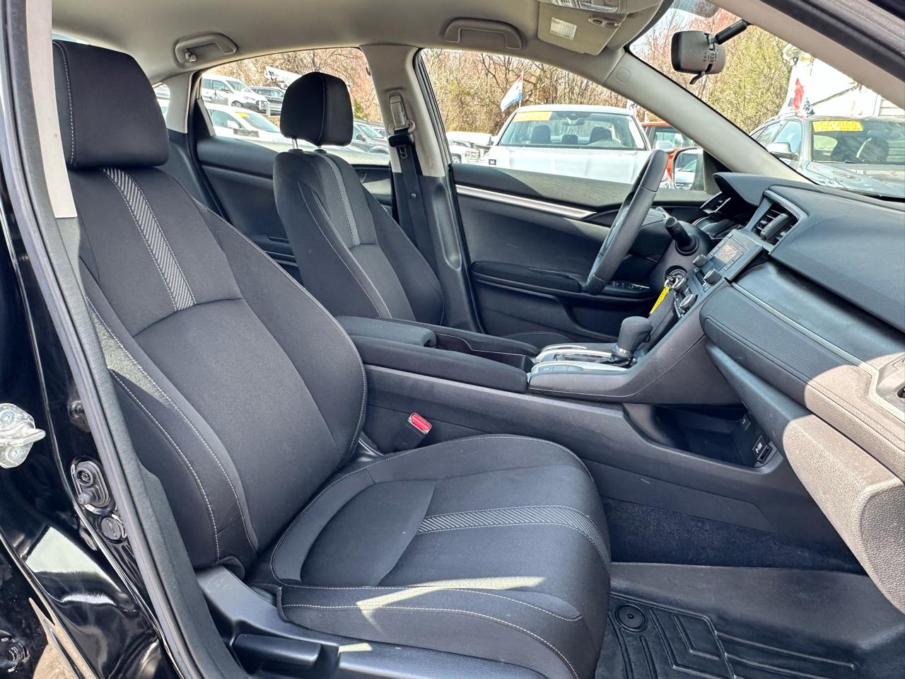 Honda Civic LX Sedan CVT 2018