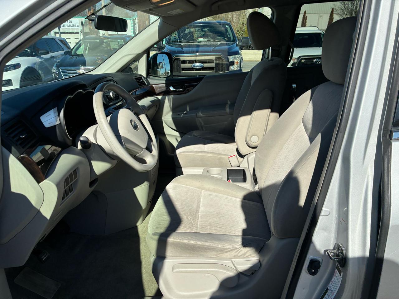 Nissan Quest 3.5 S 2012