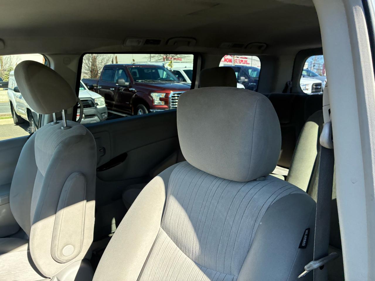 Nissan Quest 3.5 S 2012