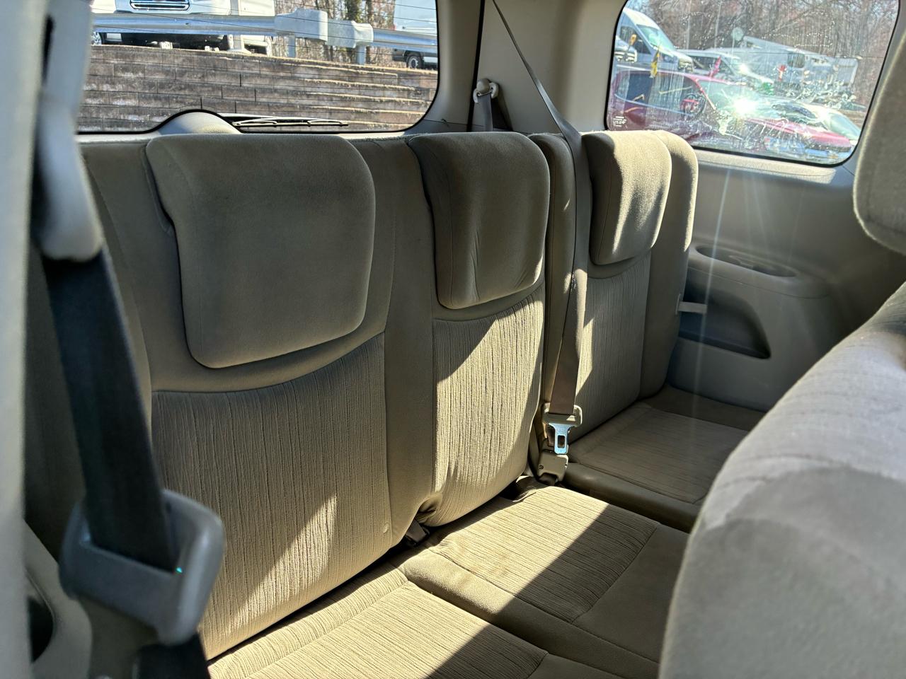 Nissan Quest 3.5 S 2012