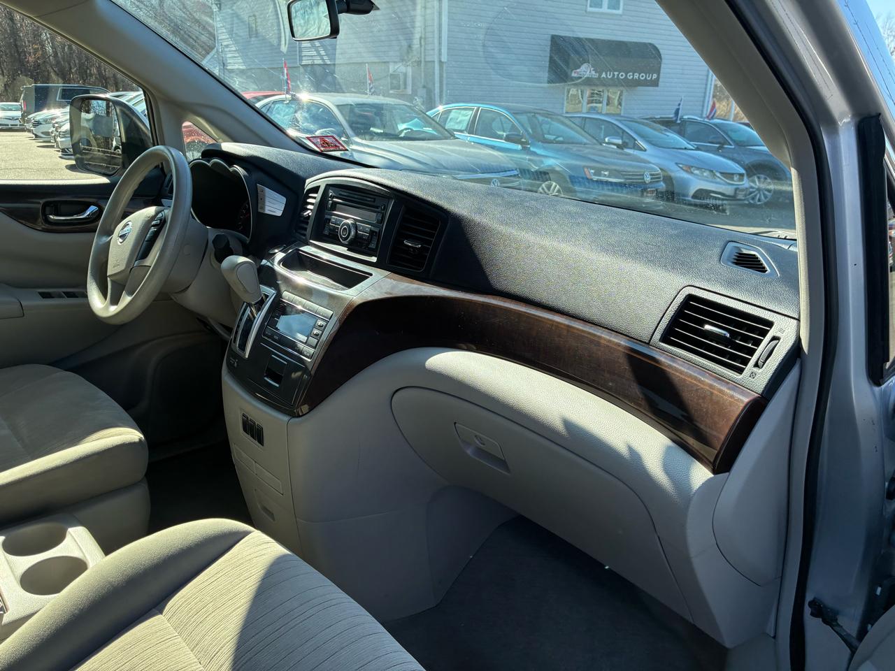 Nissan Quest 3.5 S 2012