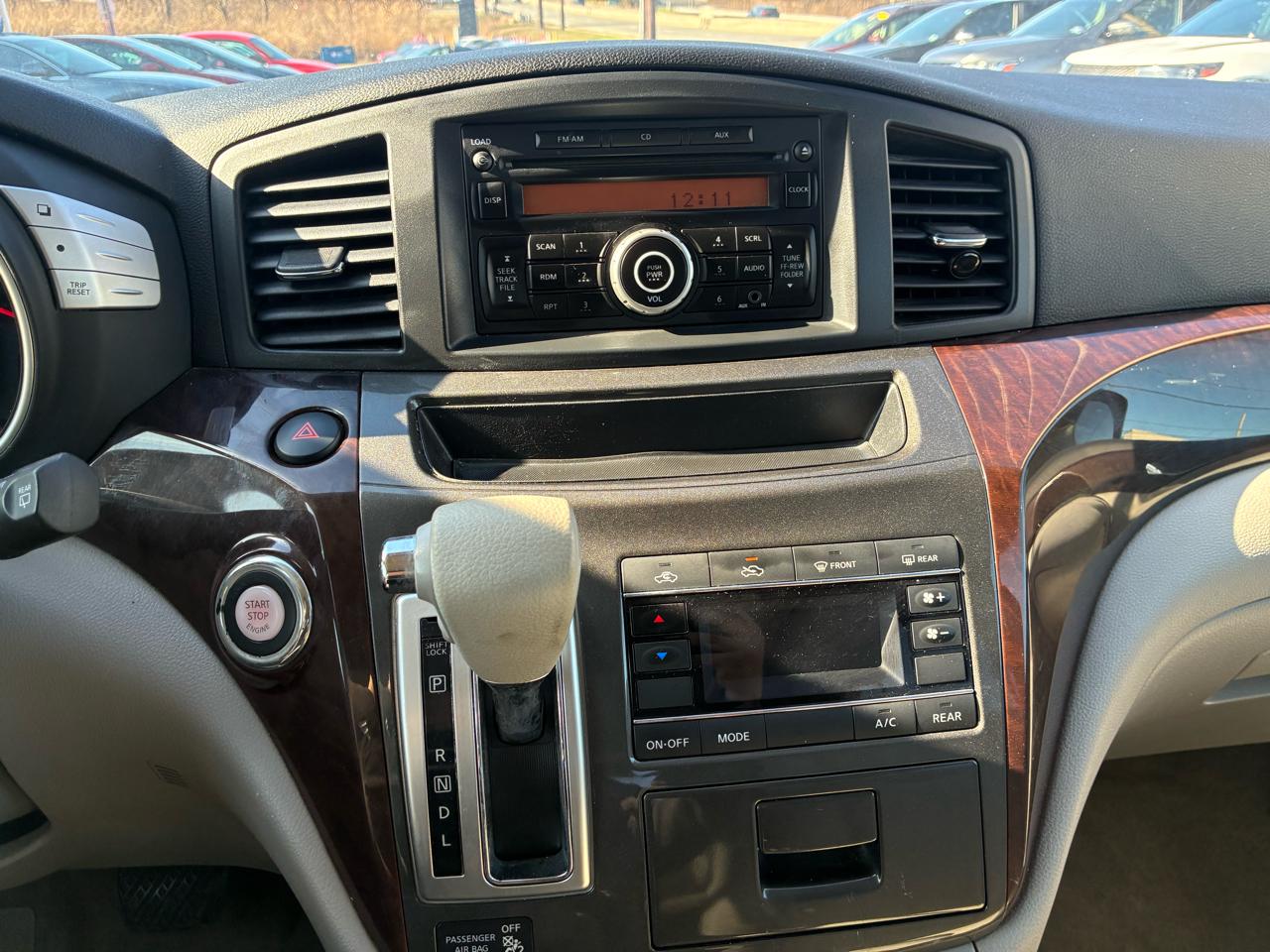 Nissan Quest 3.5 S 2012