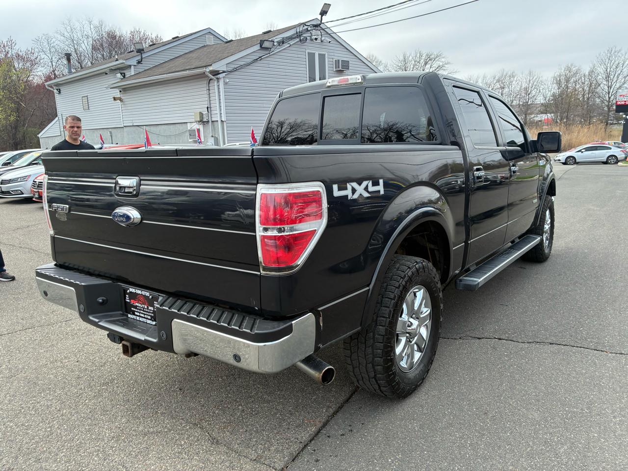 View vehicle photo 6