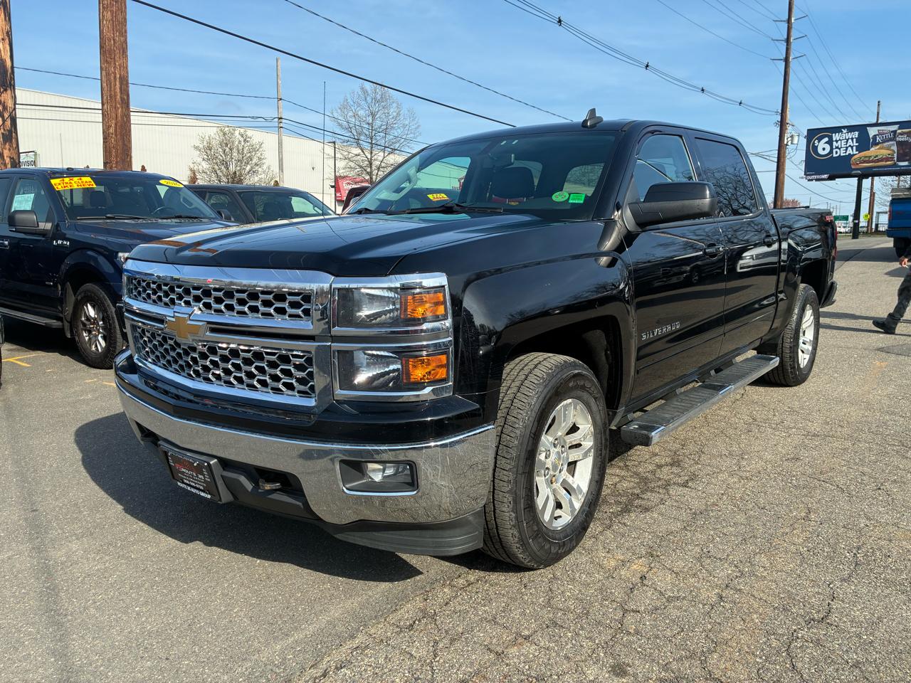 2015 Chevrolet Silverado 1500 LT Crew Cab Long Box 4WD
