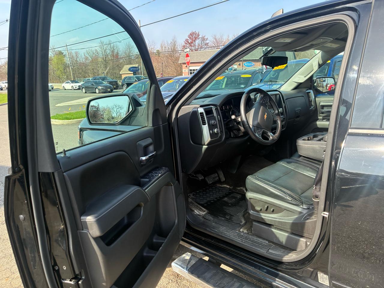 Chevrolet Silverado 1500 LT Crew Cab Long Box 4WD 2015