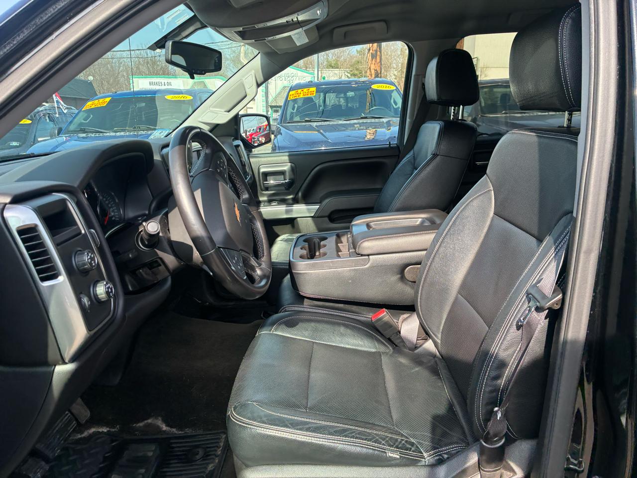 Chevrolet Silverado 1500 LT Crew Cab Long Box 4WD 2015