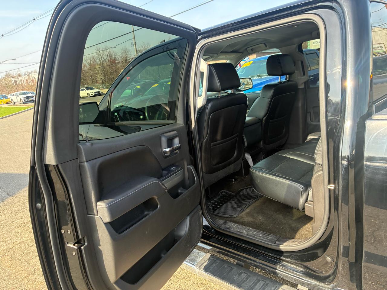 Chevrolet Silverado 1500 LT Crew Cab Long Box 4WD 2015