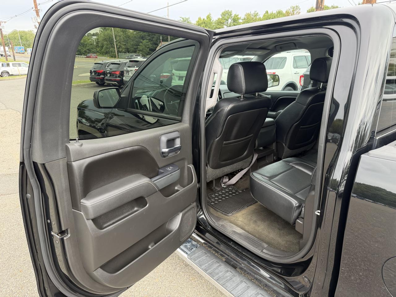 Chevrolet Silverado 1500 LT Crew Cab Long Box 4WD 2015