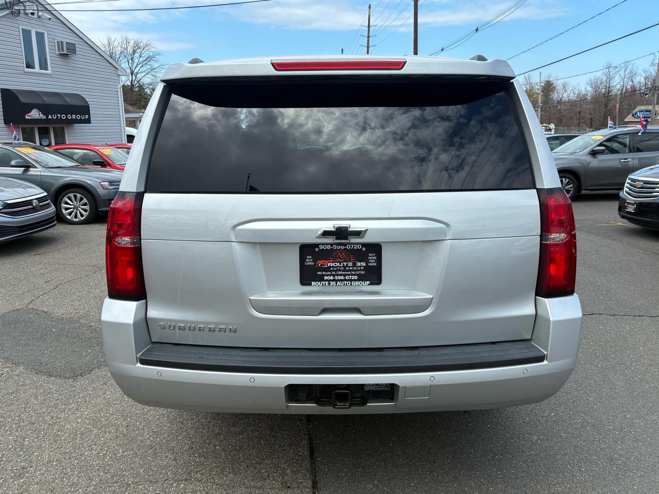 Chevrolet Suburban LT 4WD 2017