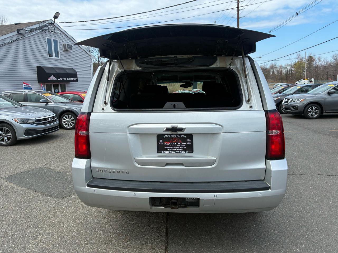 Chevrolet Suburban LT 4WD 2017