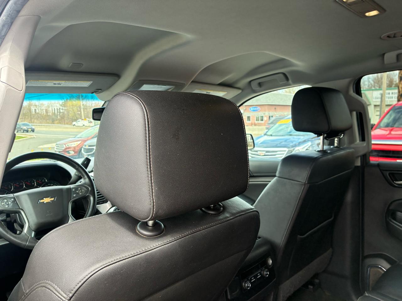 Chevrolet Suburban LT 4WD 2017