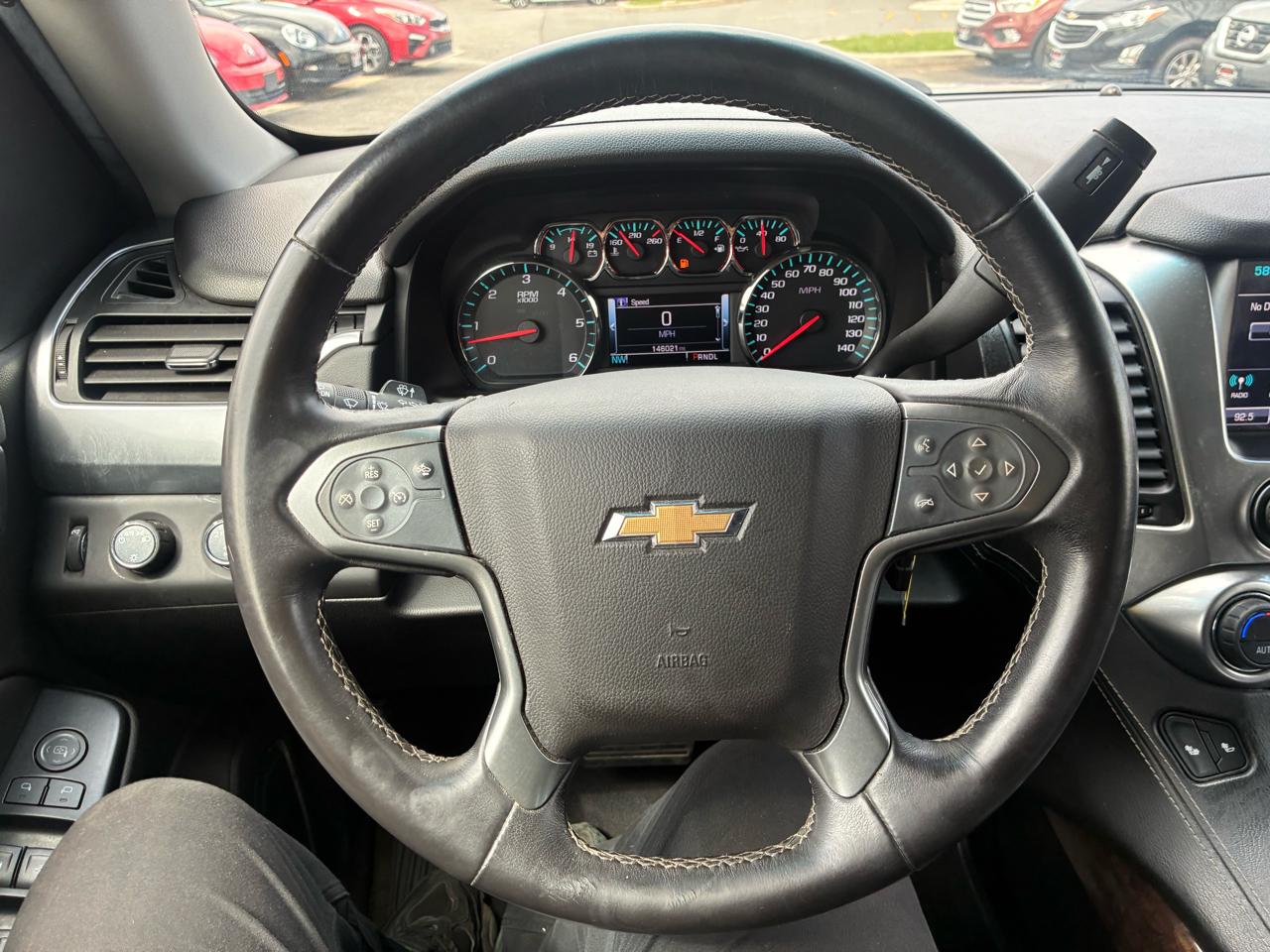 Chevrolet Suburban LT 4WD 2017