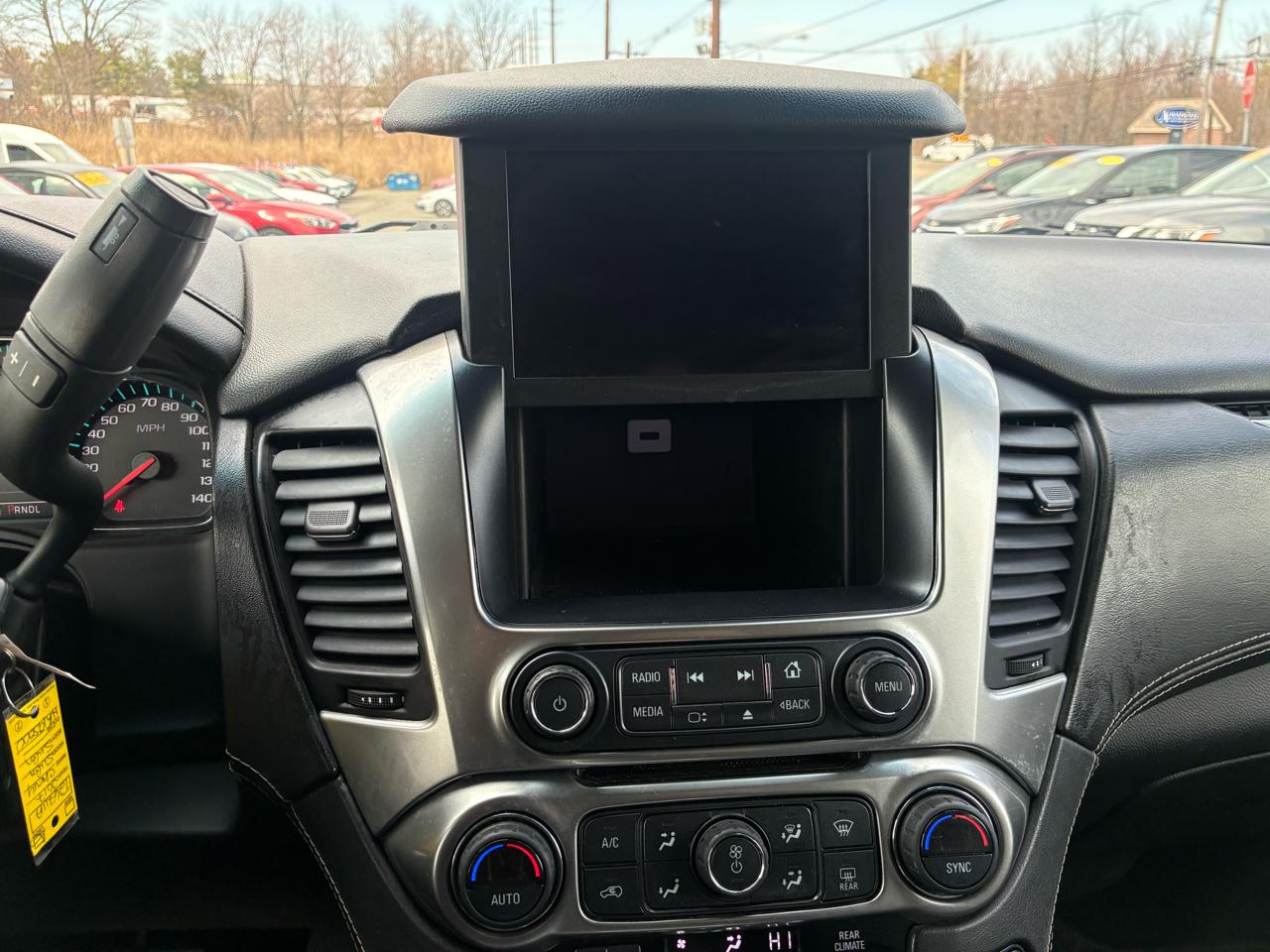 Chevrolet Suburban LT 4WD 2017