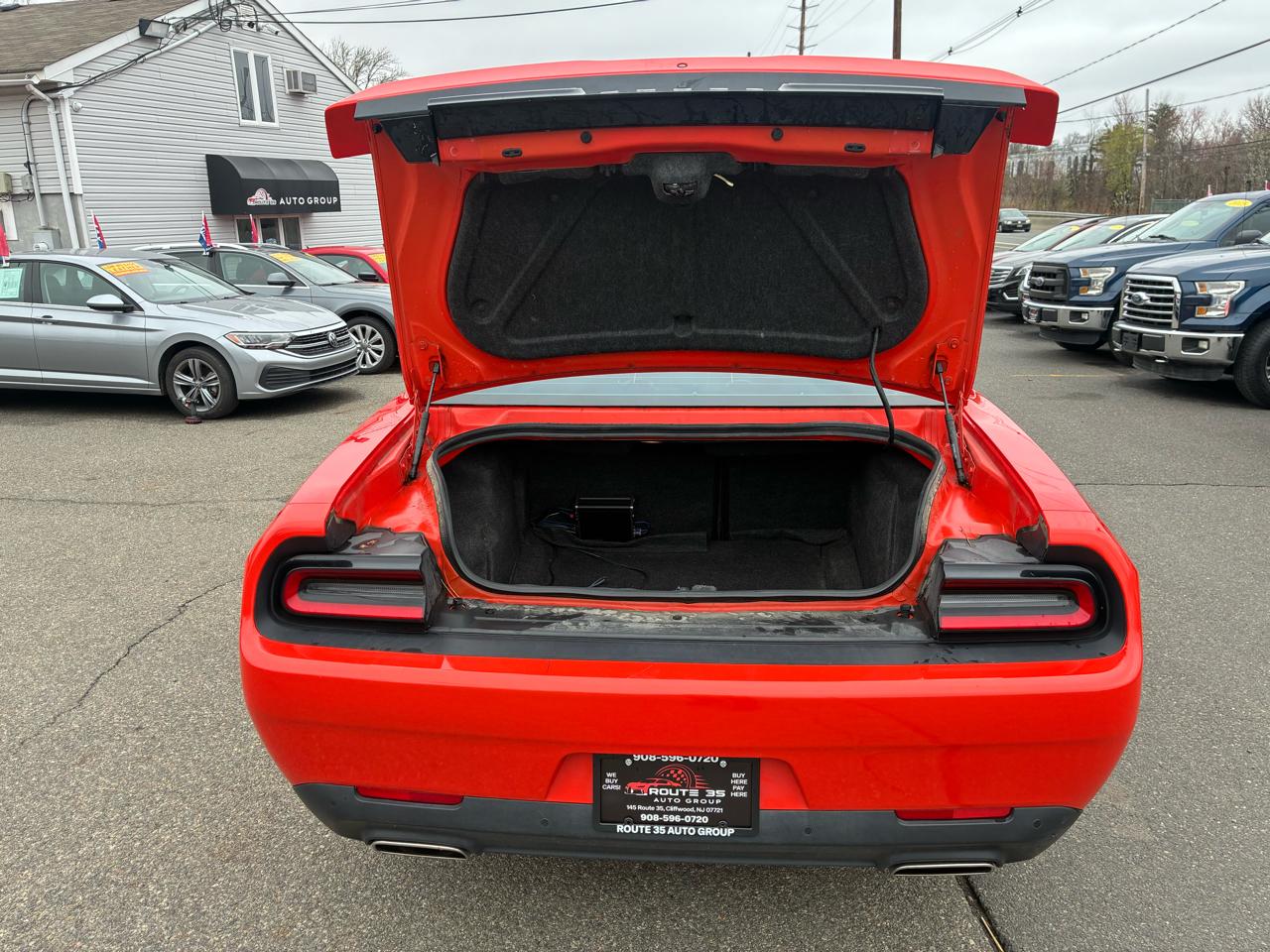 Dodge Challenger SXT 2016