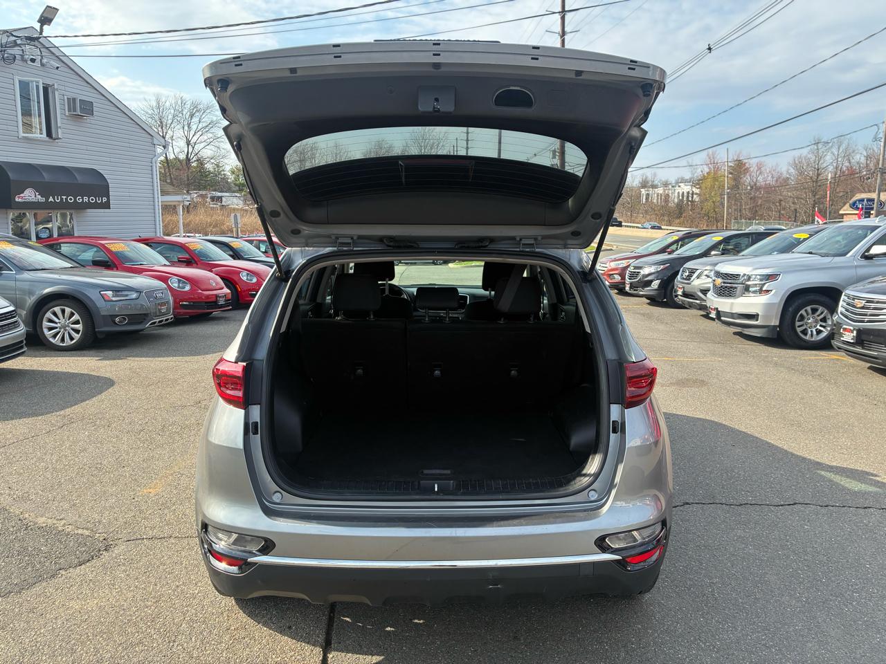 View vehicle photo 6