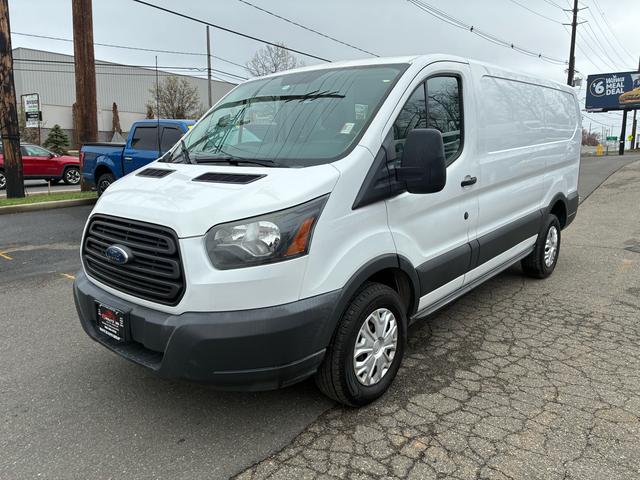 White 2015 Ford Transit Cargo 250 3dr SWB Low Roof with 60/40 Side Passenger Doors Van Rear-Wheel Drive Automatic
