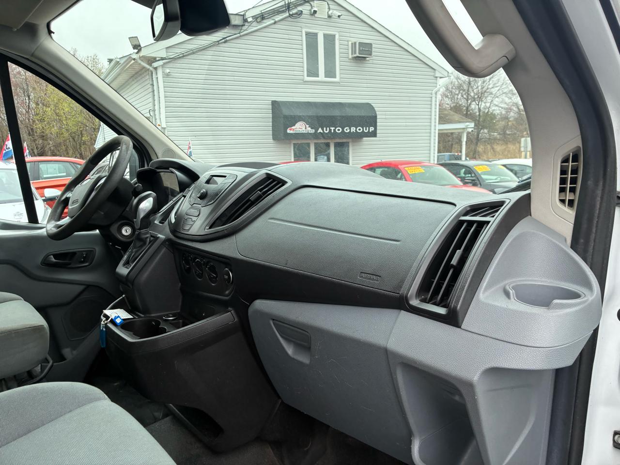 Ford Transit 250 Van Low Roof 60/40 Pass.130-in. WB 2016