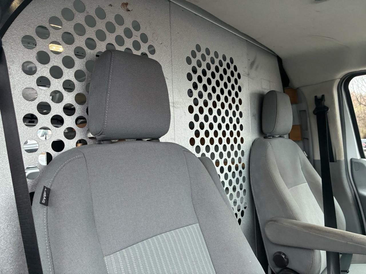 Ford Transit 250 Van Low Roof 60/40 Pass.130-in. WB 2016