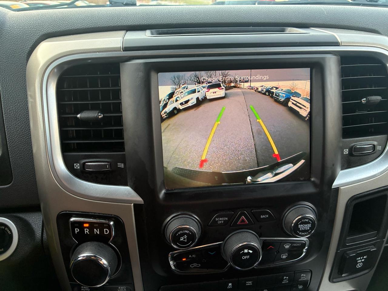 RAM 1500 SLT Crew Cab SWB 4WD 2015