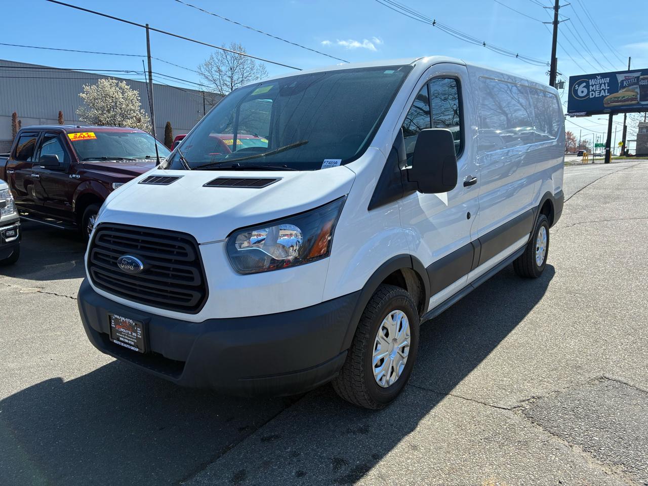 Ford Transit 250 Van Low Roof 60/40 Pass.130-in. WB 2018