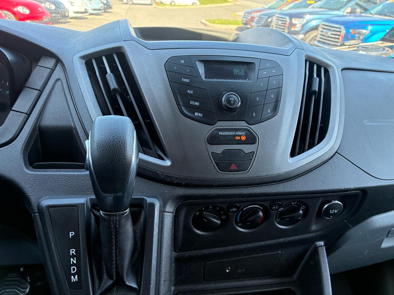 Ford Transit 250 Van Low Roof 60/40 Pass.130-in. WB 2018